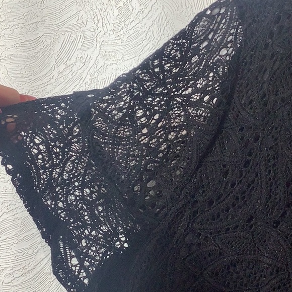 Liz Claiborne NEW - Sz Petite M - nylon /spandex lace two layer Short Sleeve top - Picture 5 of 6